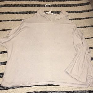 Cold-shoulder cropped hoodie
